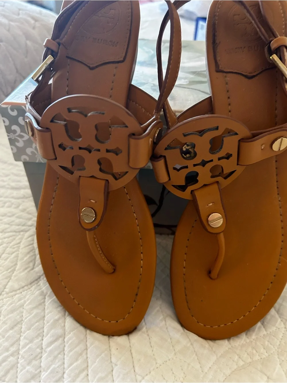 Tory Burch Tan Leather Logo Thong Sandals 🇺🇸🇺🇸🇺🇸